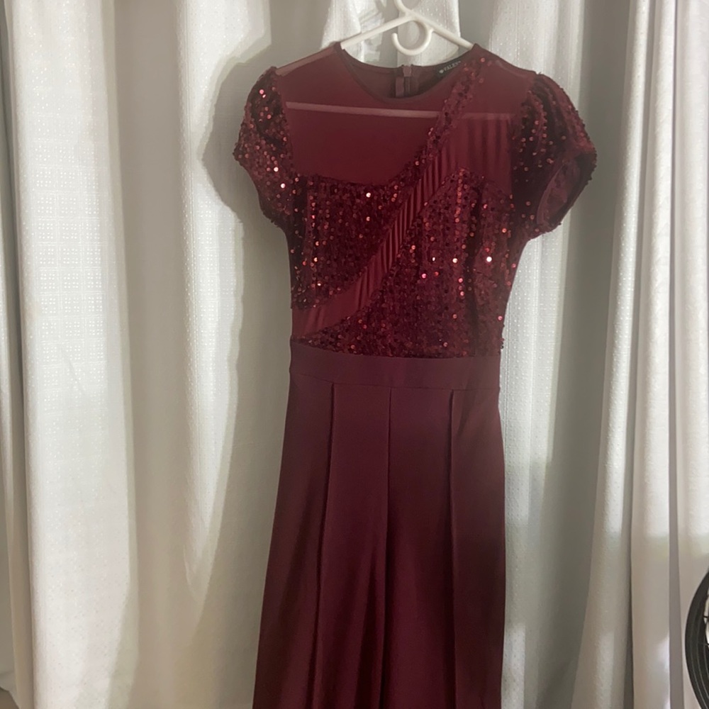 Long burgundy jumpsuit